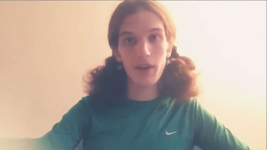 Sospechoso Robin Westman en el tiroteo del 27 de agosto en Minneapolis (EE. UU.). Foto tomada de un video del propio sospechoso grabado