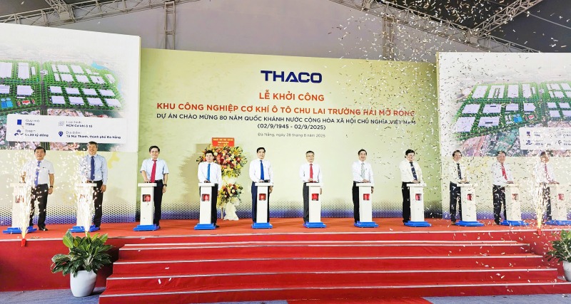 Lanh dao Da Nang tham gia khoi cong KCN Co khi Chu Lai – Truong Hai mo rong gan 8.000 ti dong. Anh: Truong An