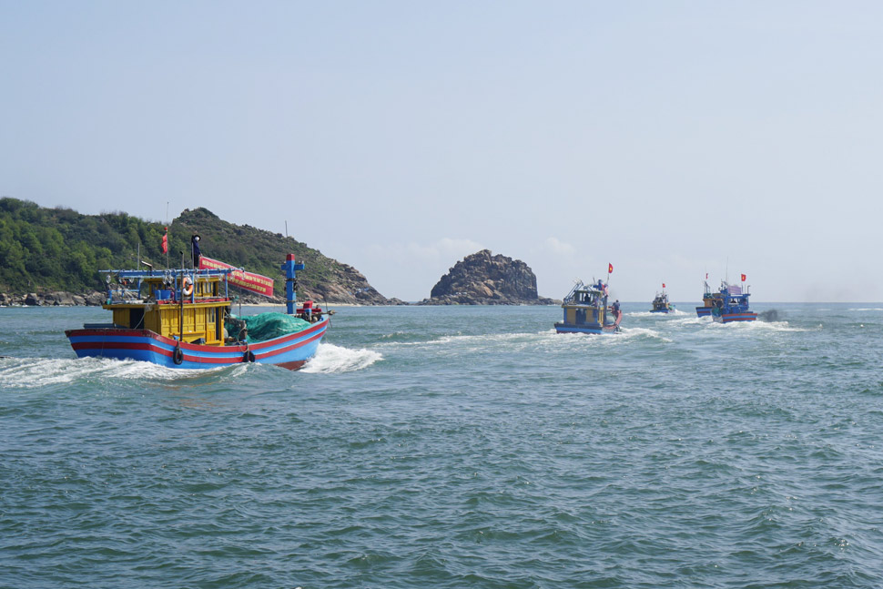 바다에서 활동하는 Gia Lai 지방 선박. 사진: Hoai Phuong