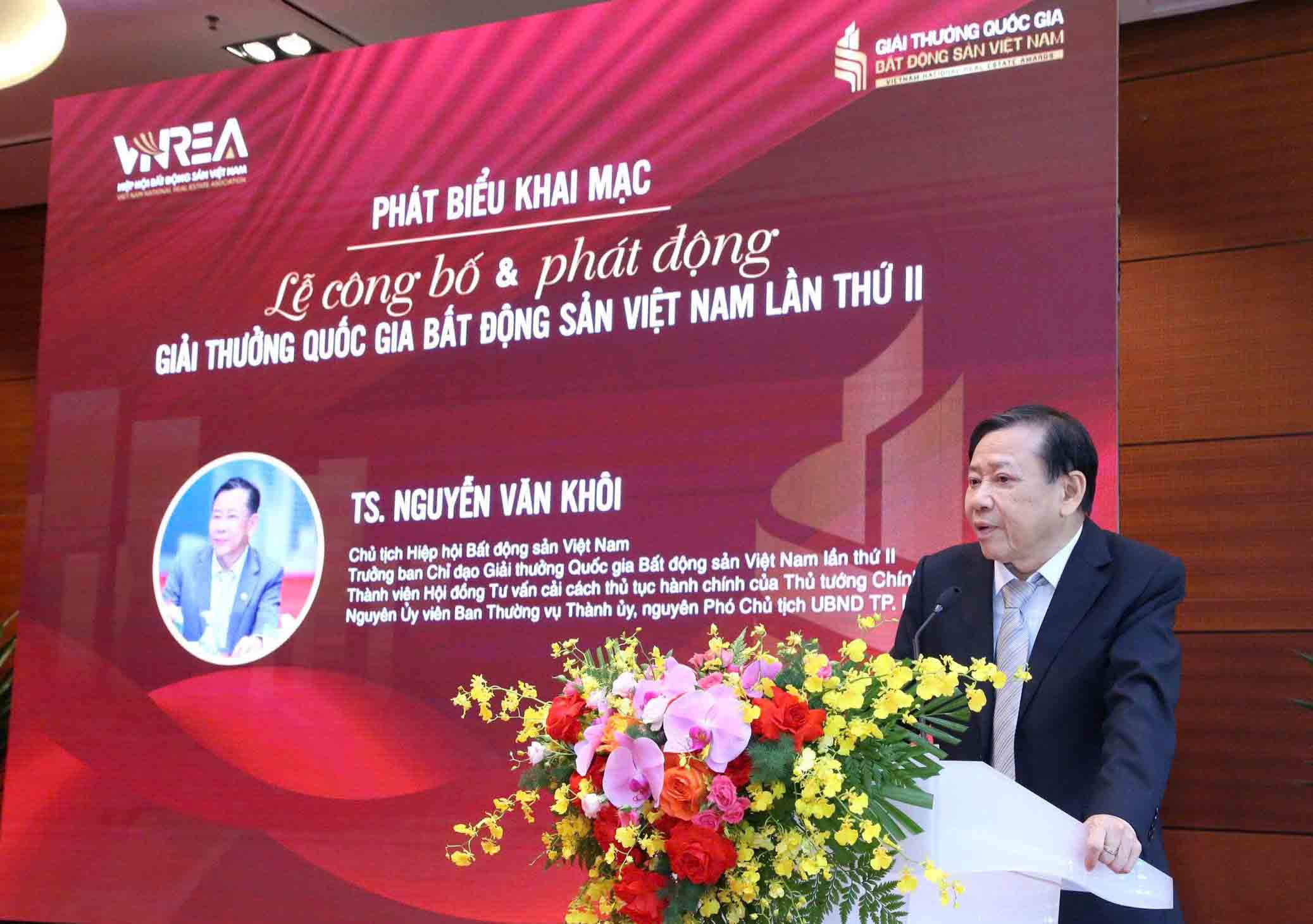 ベトナム不動産協会会長、賞指導委員会委員長のグエン・ヴァン・コイ博士は、第2回賞はより大規模で質の高いものになると述べました。写真:Tran Khang.
