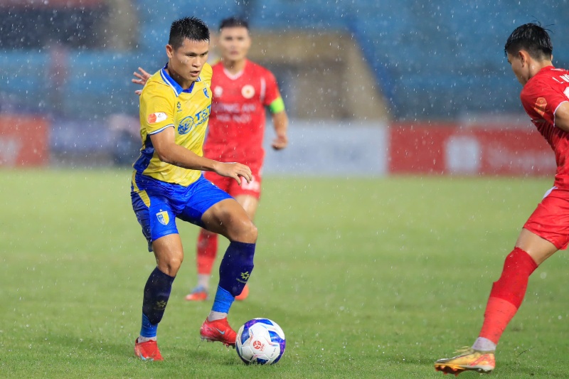 Ha Noi FC chua the tao ra nguy hiem voi doi thu. Anh: Minh Dan
