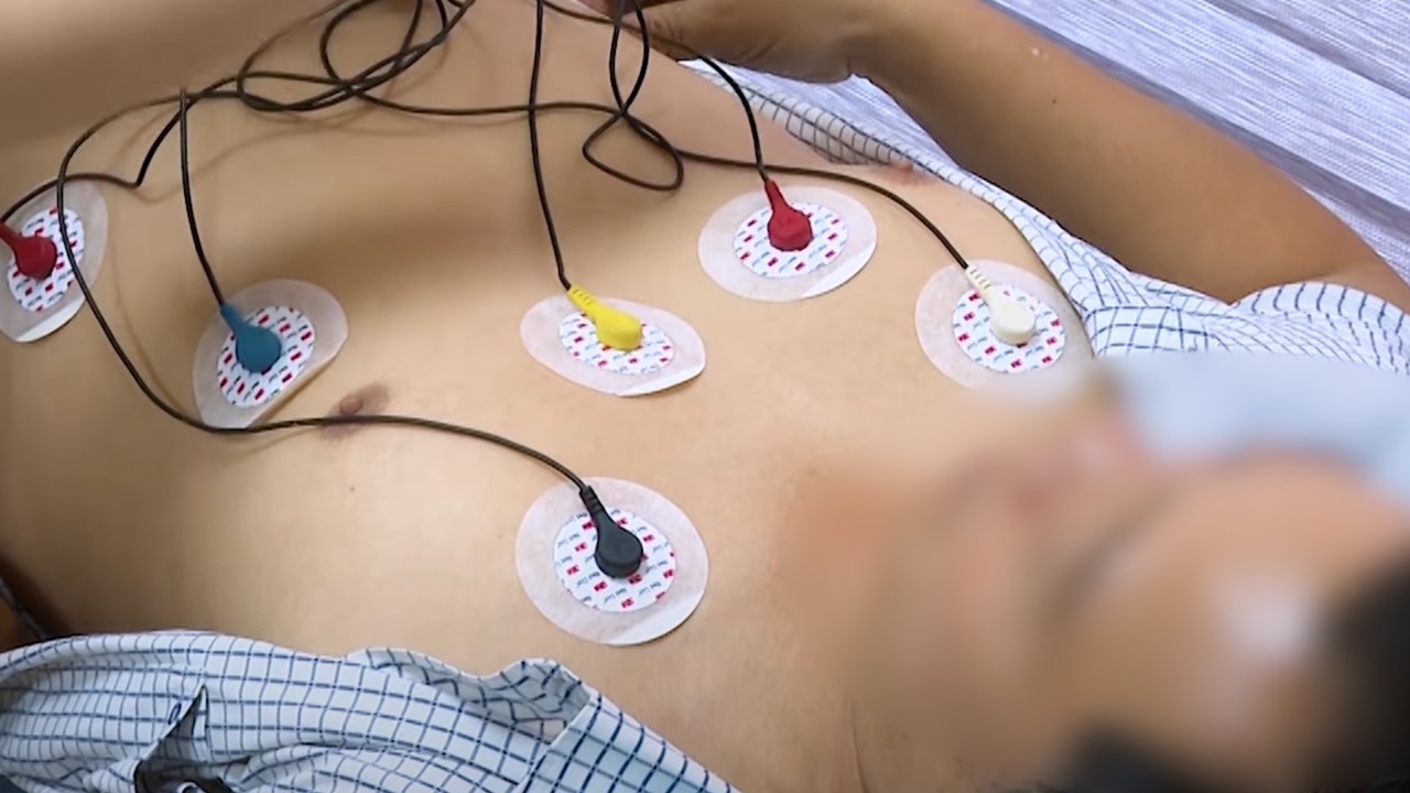 The patient can have Holter measurements to assess his heart condition. Photo: Provided by the hospital
