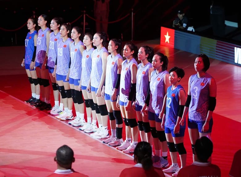 The Vietnamese women's volleyball team is ranked 31st in this tournament. Photo: VFV