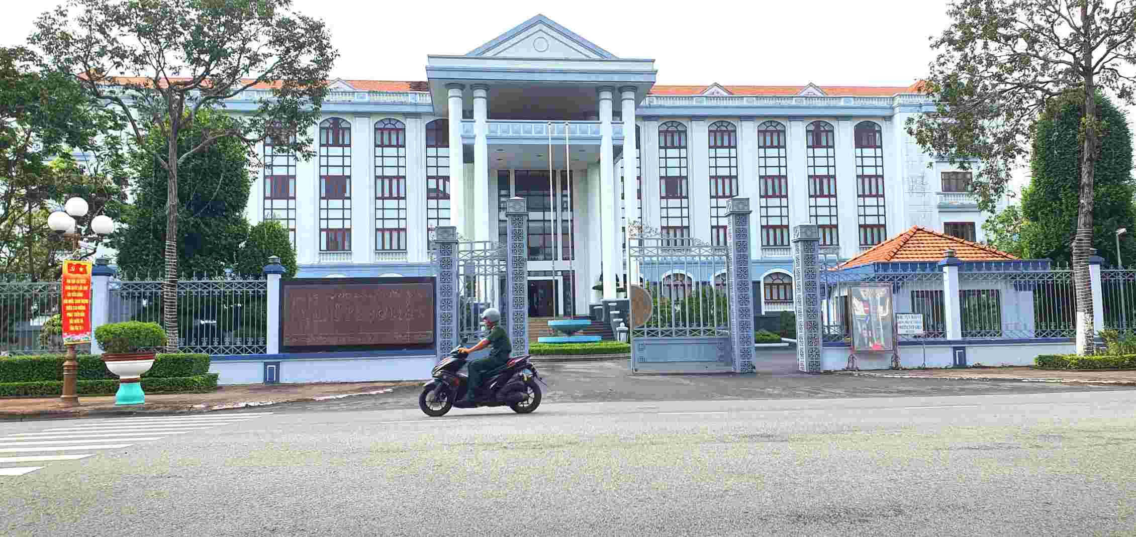 La antigua sede del Comite Provincial del Partido de Bac Lieu ahora se convertira en Museo de Historia del Comite del Partido Provincial de Ca Mau. Foto: Nhat Ho