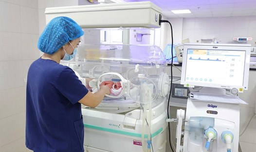 Ca mổ ngược quy trình cứu sống 3 mẹ con sản phụ ở Phú Thọ. Ảnh: Bệnh viện cung cấp