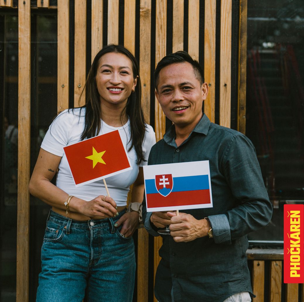 Chi Lucia Thao Huong Simekova va anh Tran Quoc Thang, hien dieu hanh chuoi 20 nha hang pho tai Slovakia. Anh: Nhan vat cung cap