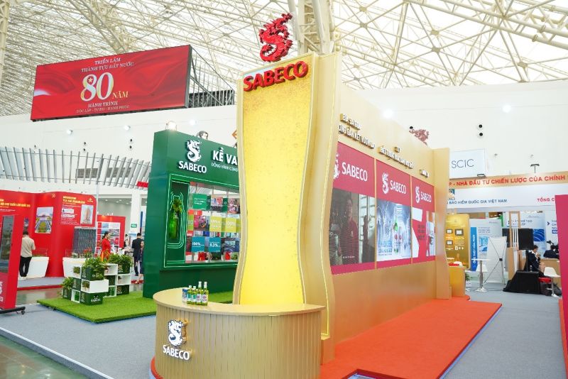 Khong gian trung bay cua SABECO tai trien lam. Anh: SABECO