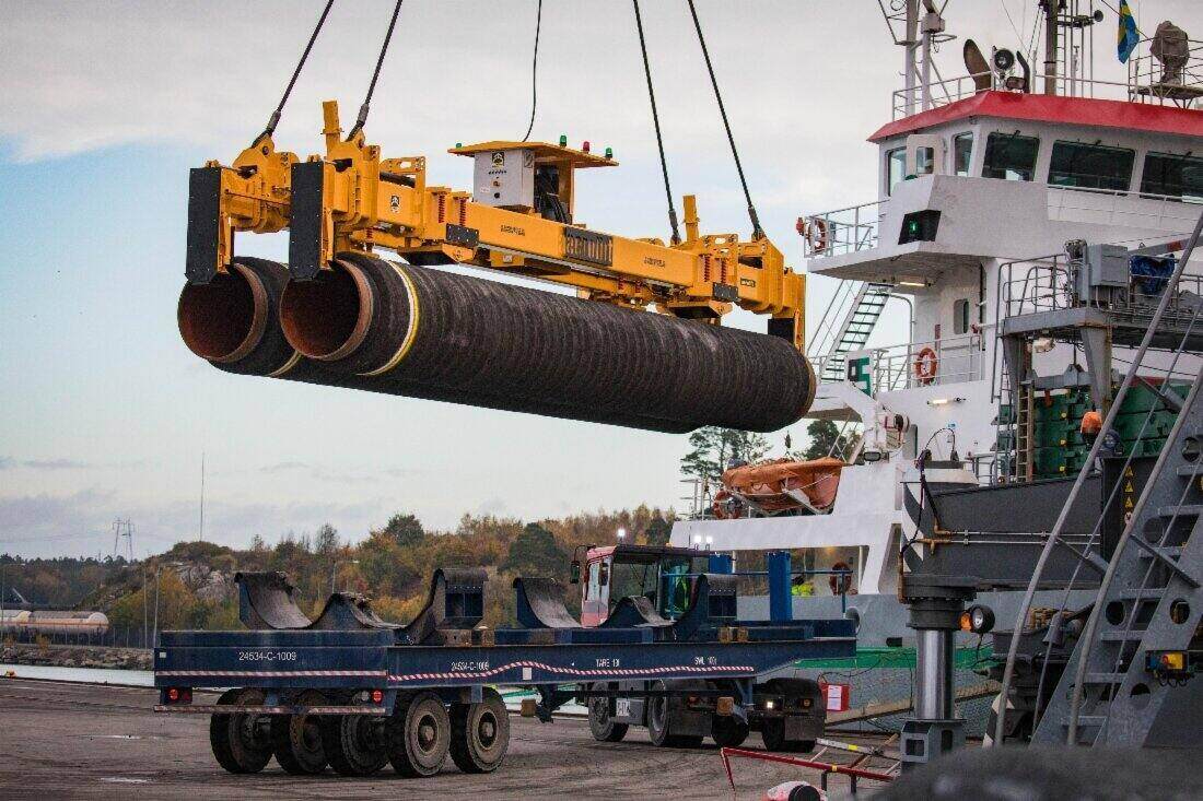 Transporte de gasoductos durante la construccion del Nord Stream. Foto: Gazprom