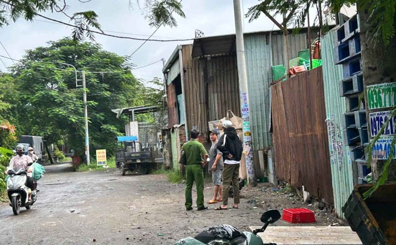 The police are investigating the case of a man in Ho Chi Minh City who released a kite and had his hand severed. Photo: Dong Hoang
