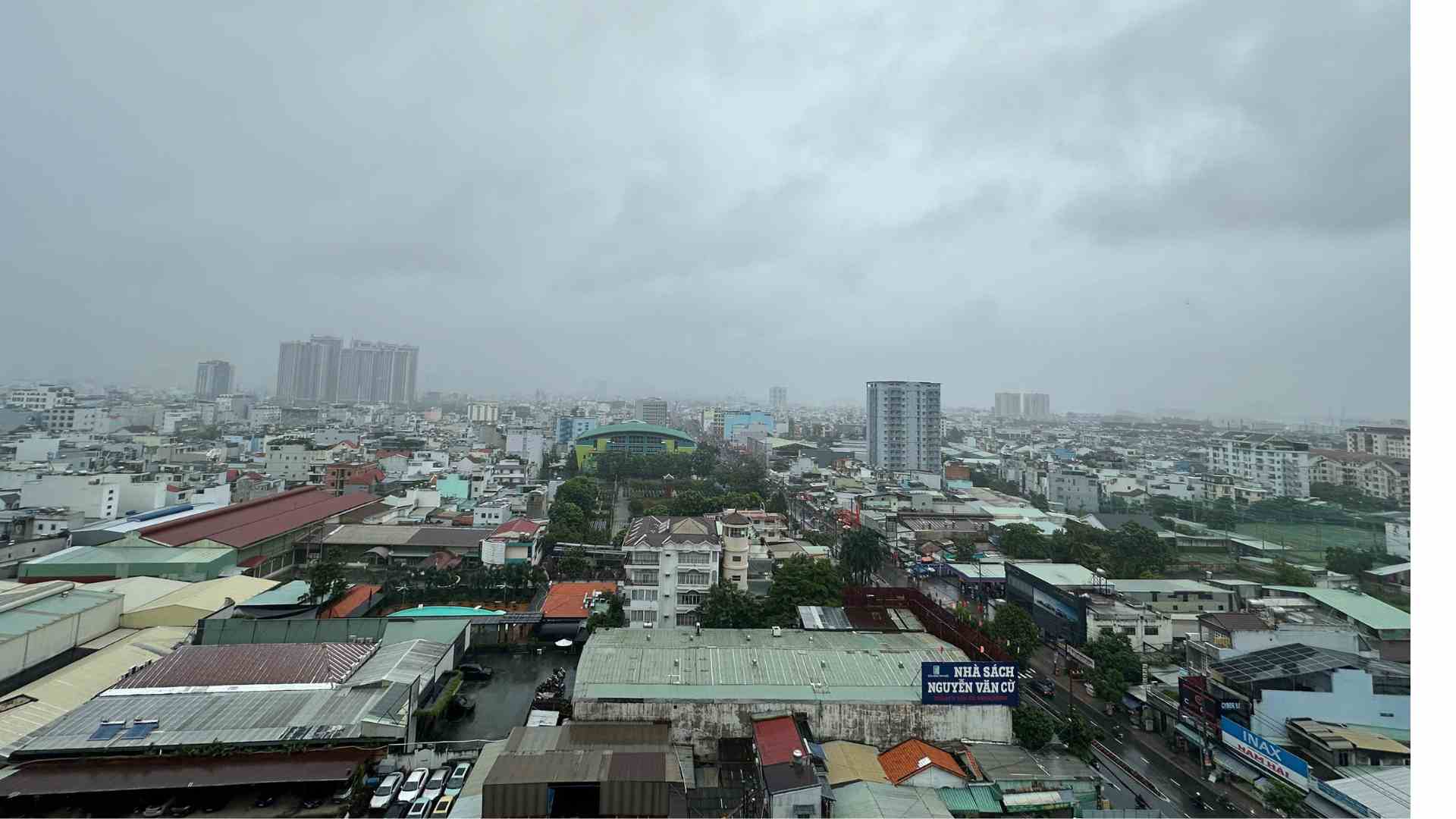 Mua dong xay ra tai khu vuc TPHCM. Anh: Minh Tam