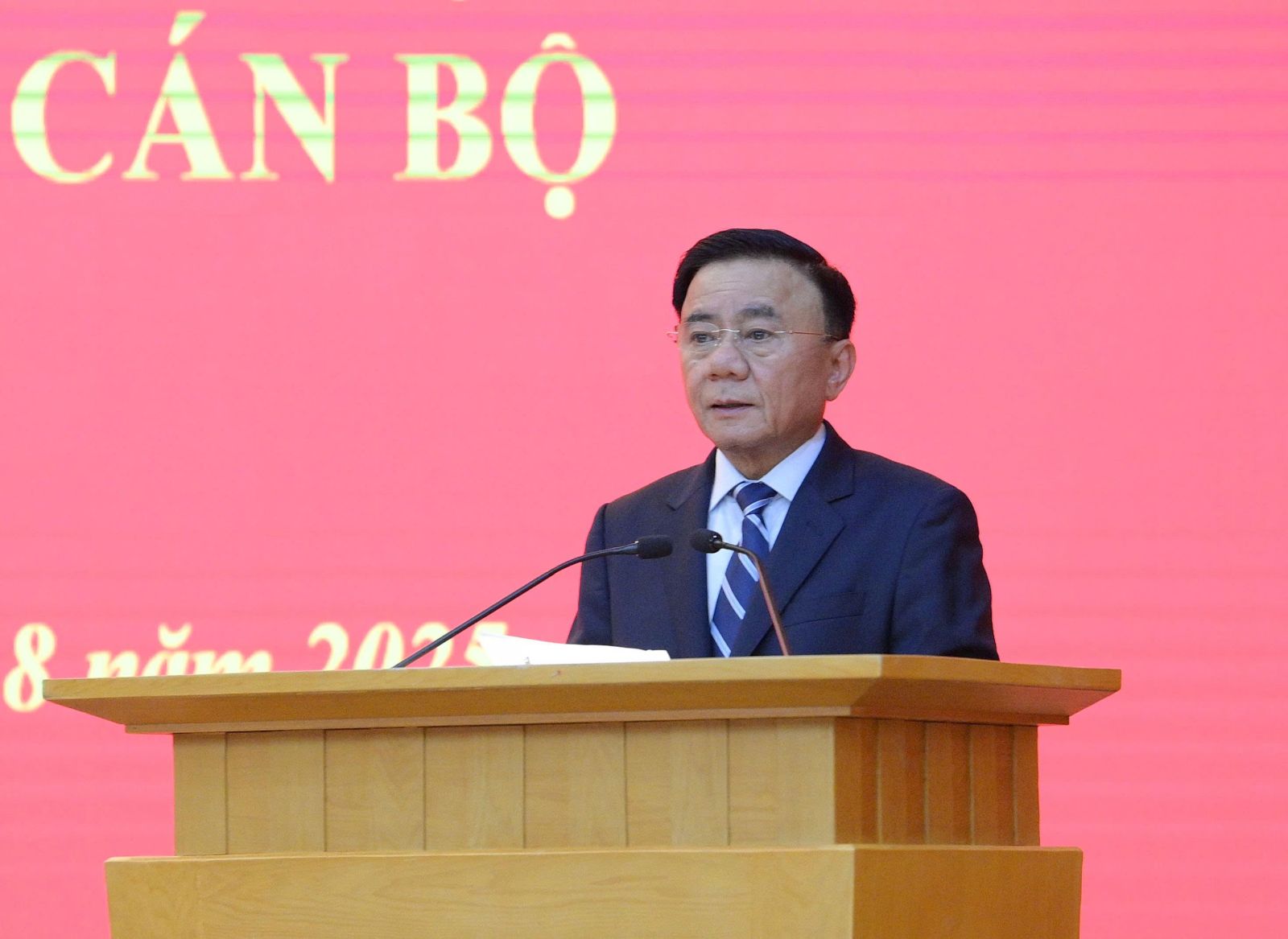 Uy vien Bo Chinh tri, Thuong truc Ban Bi thu Tran Cam Tu phat bieu tai hoi nghi. Anh: Kim Thanh