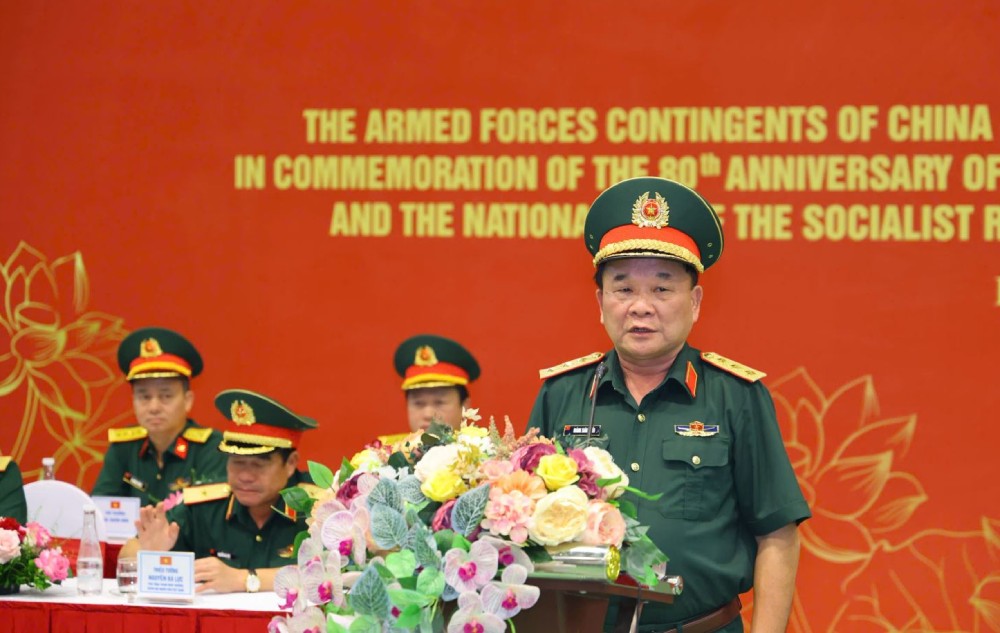 Senior General Hoang Xuan Chien spoke at the meeting with military groups from China, Russia, Laos, and Cambodia participating in the A80 parade. Photo: Ai Van