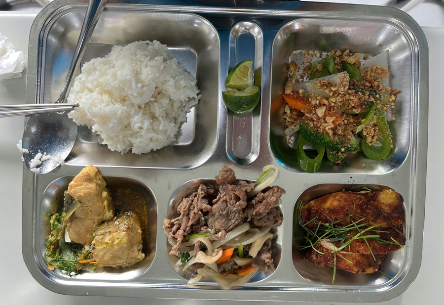Moi suat an tri gia 60.000 dong. Anh: An Vi