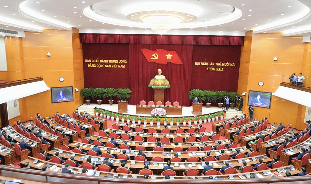 The Politburo and the Secretariat will amend and supplement regulations on personnel work and personnel evaluation. Photo: VGP