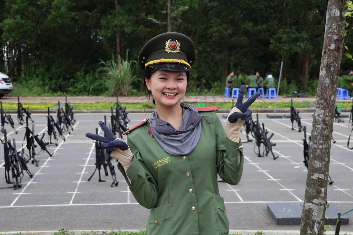Khanh Linh tren thao truong luyen tap cho nhiem vu A80. Anh: Nhan vat cung cap