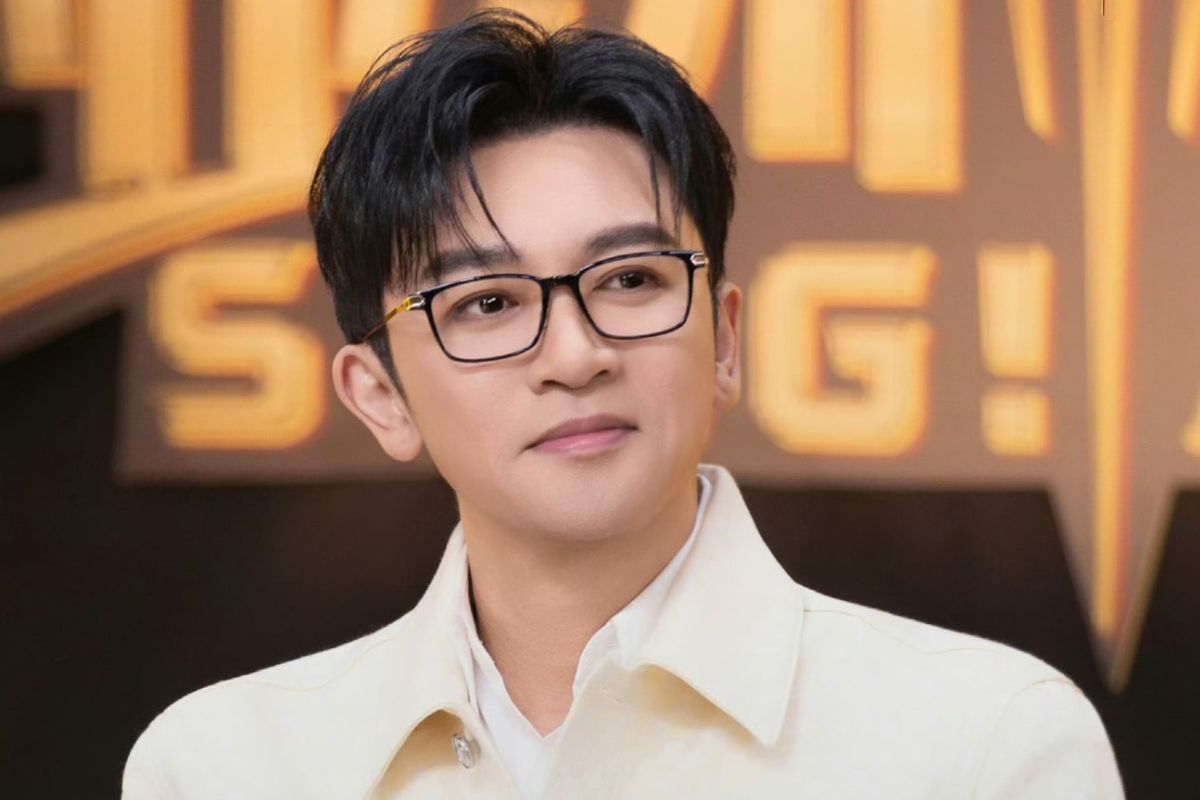 Singer and actor To Huu Bang. Photo: Producer