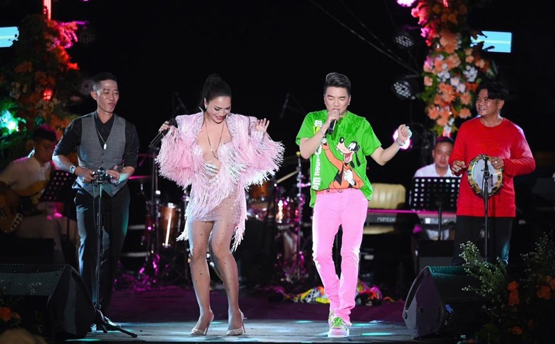 Hong Ngoc will perform with Dam Vinh Hung in August 2025. Photo: Thanh Pham.