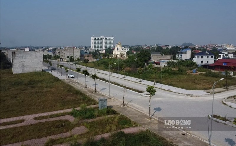 A series of urban and housing projects in Thai Nguyen were inspected due to signs of being behind schedule. Photo: Dang Vu.