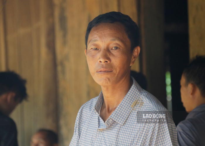 Dien Bien tinh Xa Dung xa Hang Pu Xi村 Mua Chu Phong さんは、8月1日の早朝の洪水で2人の息子を亡くしました。写真:Quang Dat