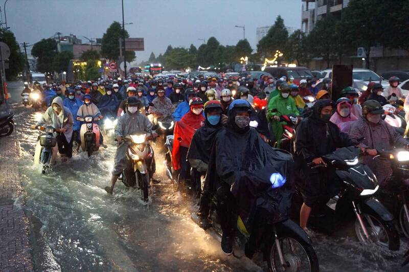 南部地域では午後と夕方に雨が降る。写真:ミン・クアン