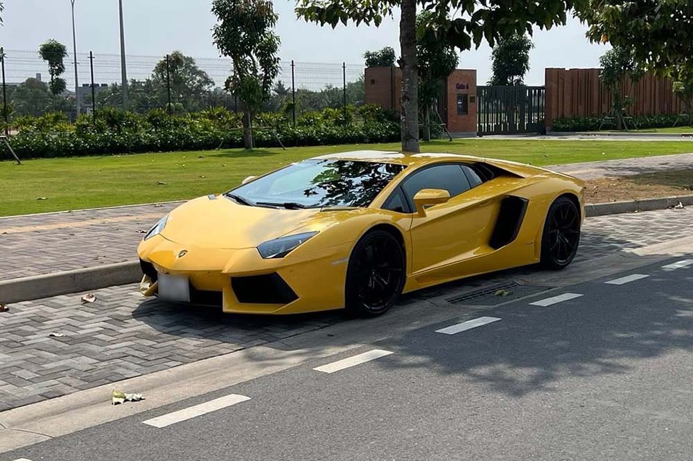 El Lamborghini Aventador LP700-4 modelo 2012 se vende en la ciudad de Ho Chi Minh despues de recorrer mas de 13.000 km. Foto: Liem Nguyen