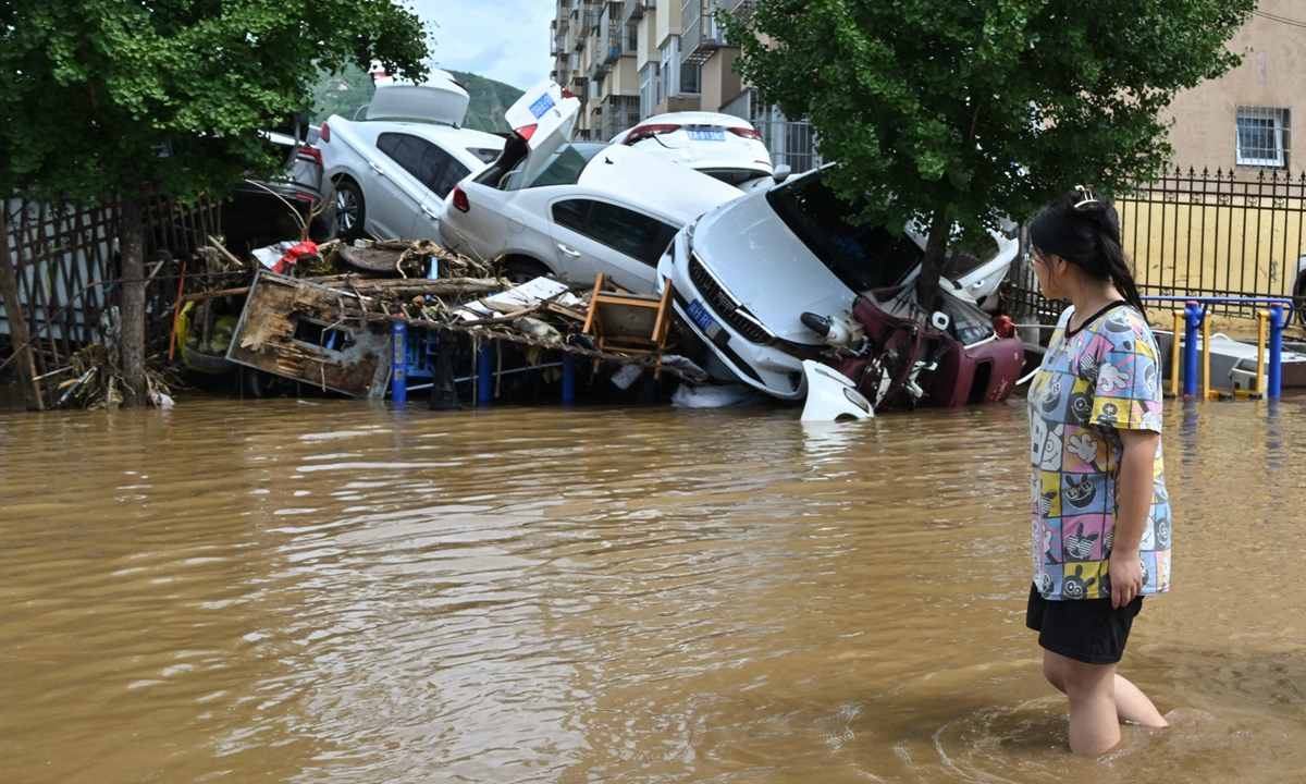 Khu dan cu bi ngap lut tai huyen Mat Van, Bac Kinh, ngay 29.7.2025. Anh: VCG