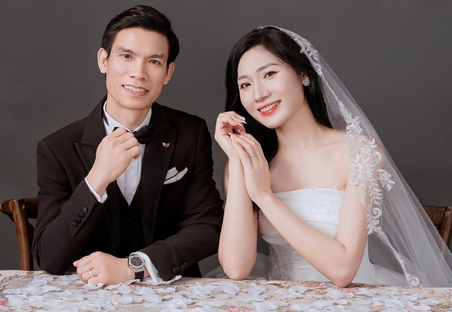 元バレーボール王 Pham Thi Yen と夫。写真:人物提供