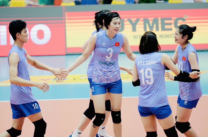 The Vietnamese women's volleyball team is still looking for a first victory against the Thai team. Photo: VFV