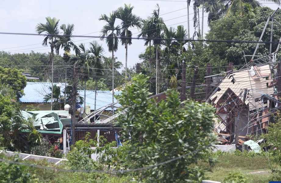 Nha cua o tinh Si Sa Ket, Thai Lan bi hu hai, ngay 1.8.2025. Anh: Xinhua