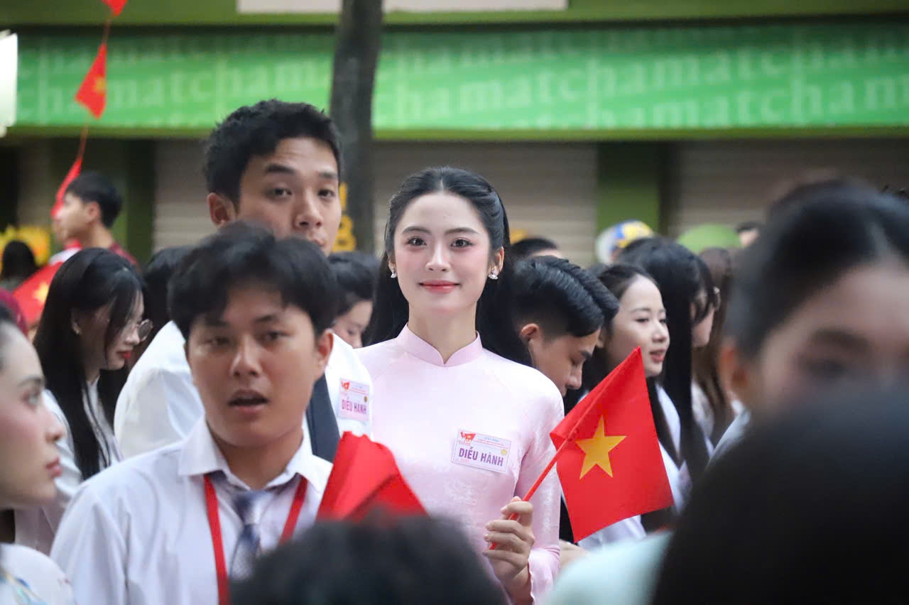 A hau Van Nhi. Anh: Huyen Chi