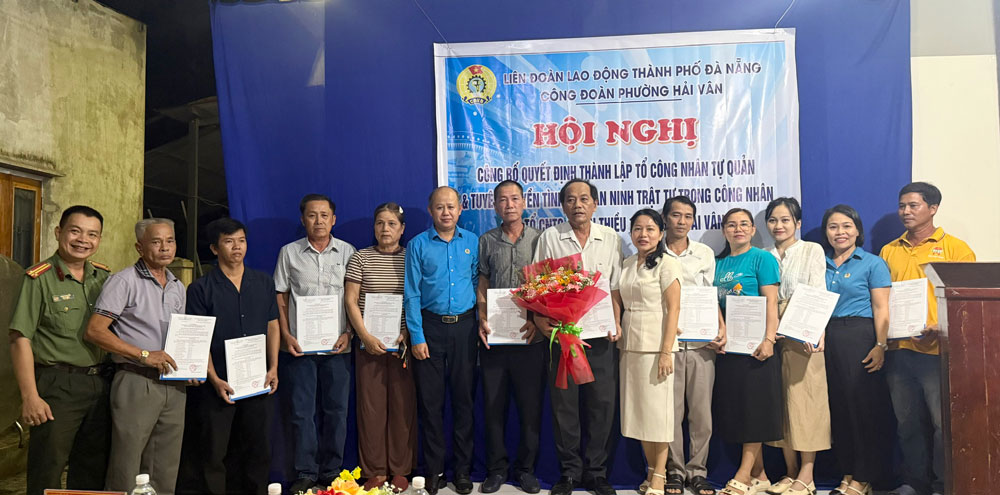 The Da Nang City Labor Federation established a self-managed workers' group in the boarding house in Hai Van ward. Photo: Phan Ha