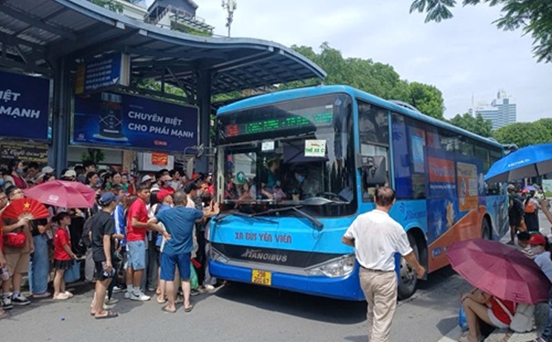 Hanoi public passenger transport will operate at full capacity after the A80 General Meeting. Photo: Thai Ho Phuong