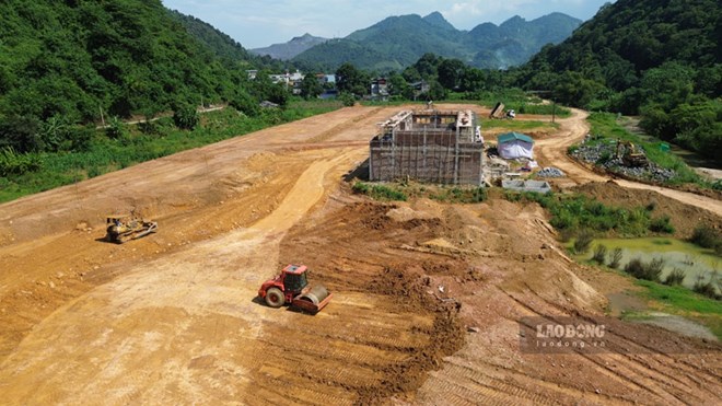 Trên công trường dự án hạ tầng hơn 80 tỉ đồng tại Lào Cai