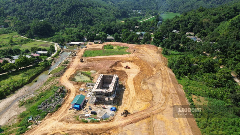 Du an Ha tang ky thuat bo huu khu dan cu thon Tong Chu 2, Xa Coc San (tinh Lao Cai) voi von dau tu hon 80 ti dong. Anh: Dinh Dai
