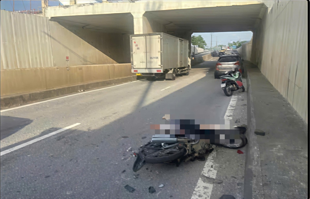 사고 현장은 부이비엔(Bui Viên)에서 촬영했습니다. 사진: 하이퐁시 교통 안전 위원회