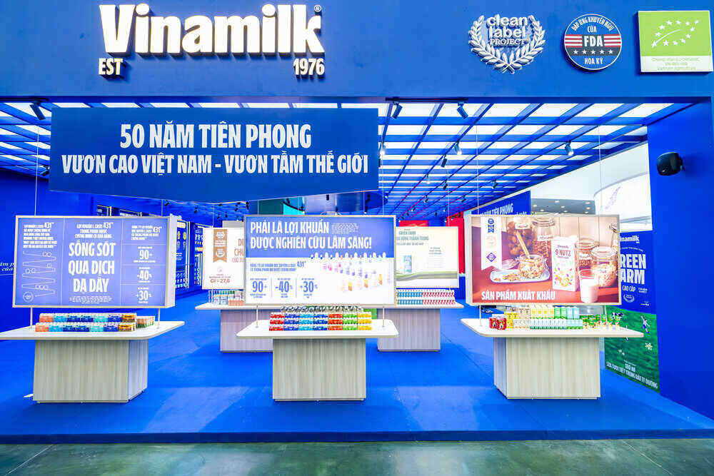 Khong gian trien lam cua Vinamilk duoc thiet ke hien dai, gan gui va day sang tao. Anh: Vi Nam.