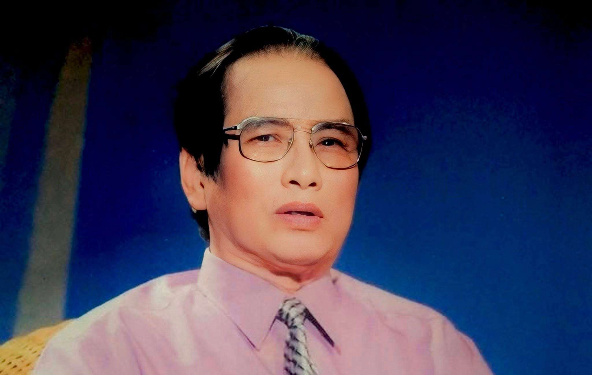 功績のある教師Nguyen van Phucは、劇場の副学長の地位を保持していました。写真：Trinh Kim Chi.