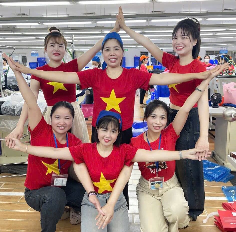 Khong khi tu hao, phan khoi tai cong ty. Anh: Cong doan Cong ty TNHH Sakurai Viet Nam
