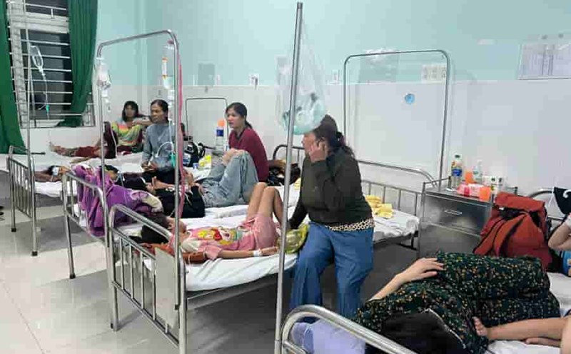 The patients suspected of food poisoning are in stable health, with no deaths. Photo: Pham Quang