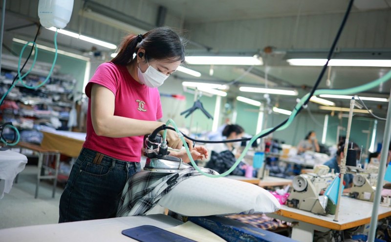 According to Manpower, career conversion services bring many benefits to both businesses and workers. Photo: Quynh Chi