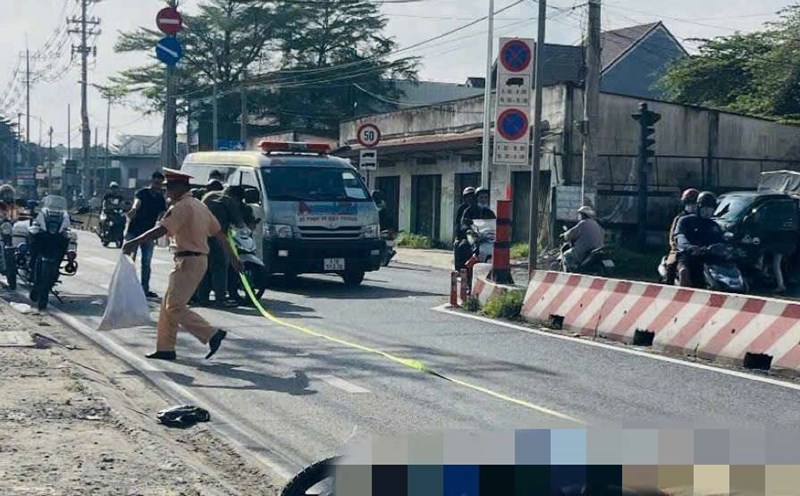 The scene of the man's death after a collision with a truck in Ho Chi Minh City. Photo: Dong Hoang