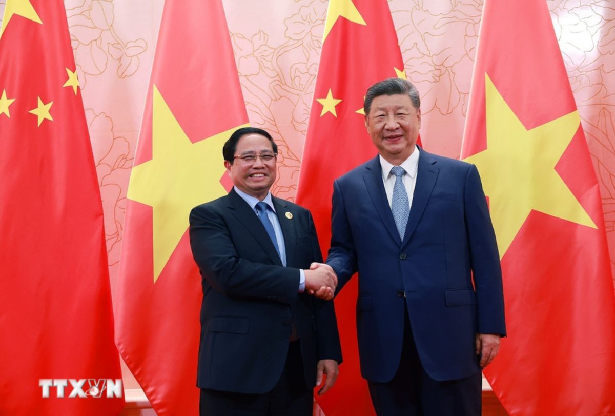 Politburo member and Prime Minister Pham Minh Chinh met with General Secretary and President of China Xi Jinping. Photo: VNA