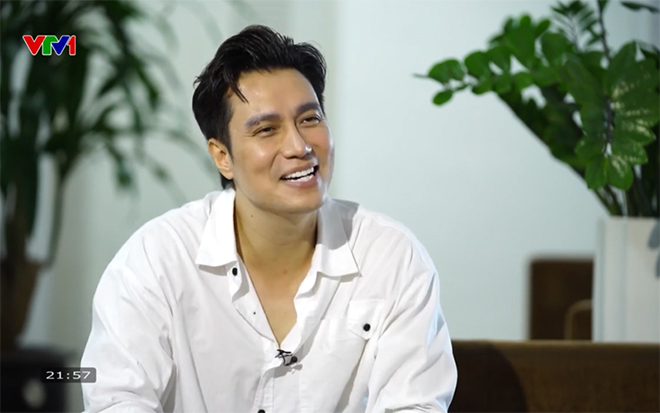 Viet Anh trong chuong trinh “Ky uc VTV“. Anh: VTV