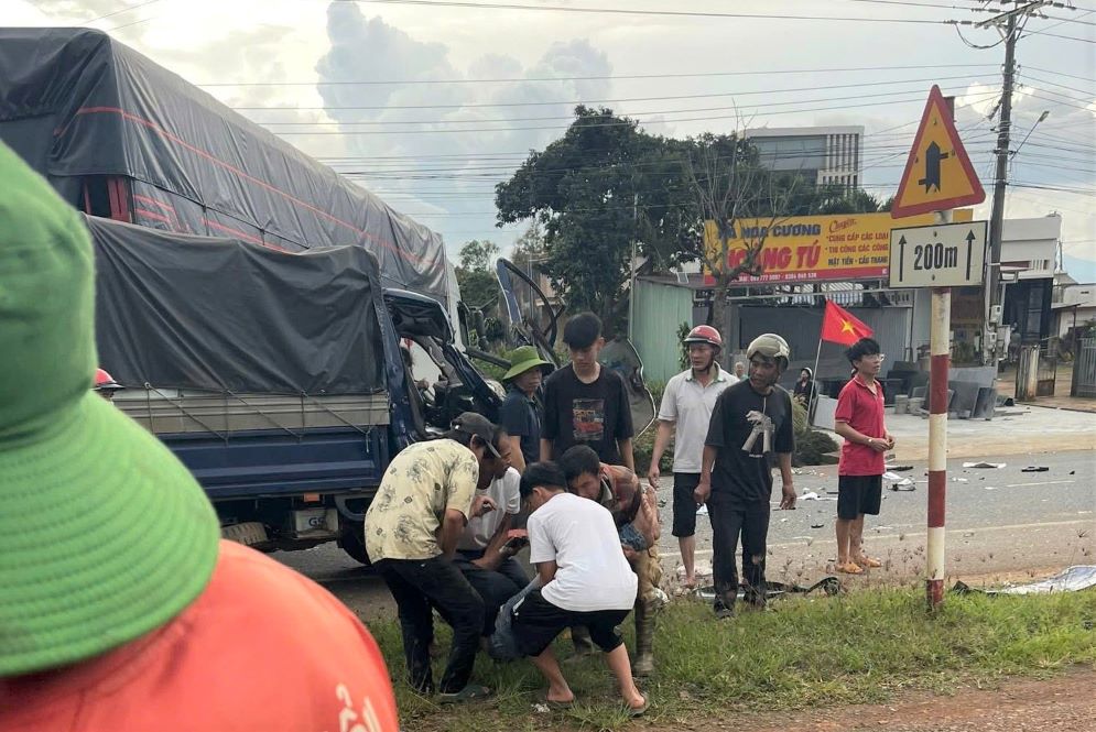 Scene of the accident that occurred on National Highway 20. Photo: Lam Hong