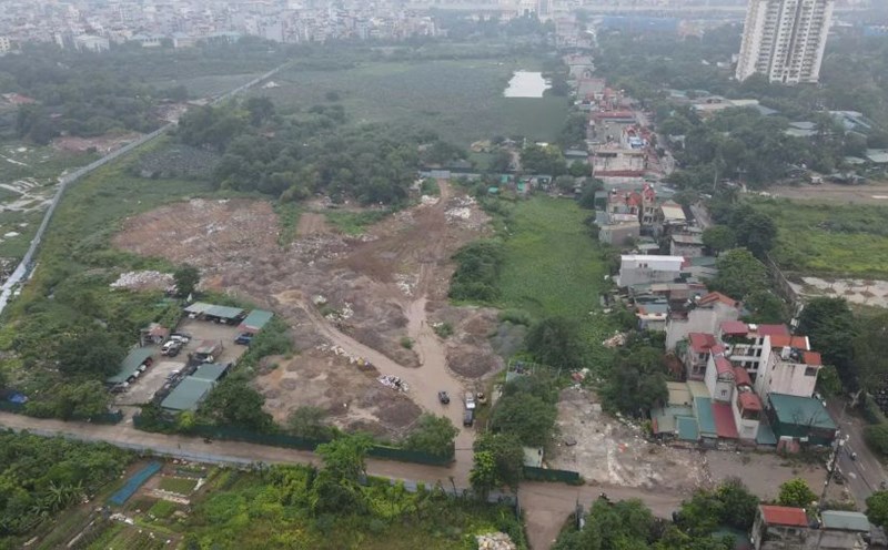The project depot area has a clean site with corrugated iron fences and anti- encroachment. Photo: Pham Cong