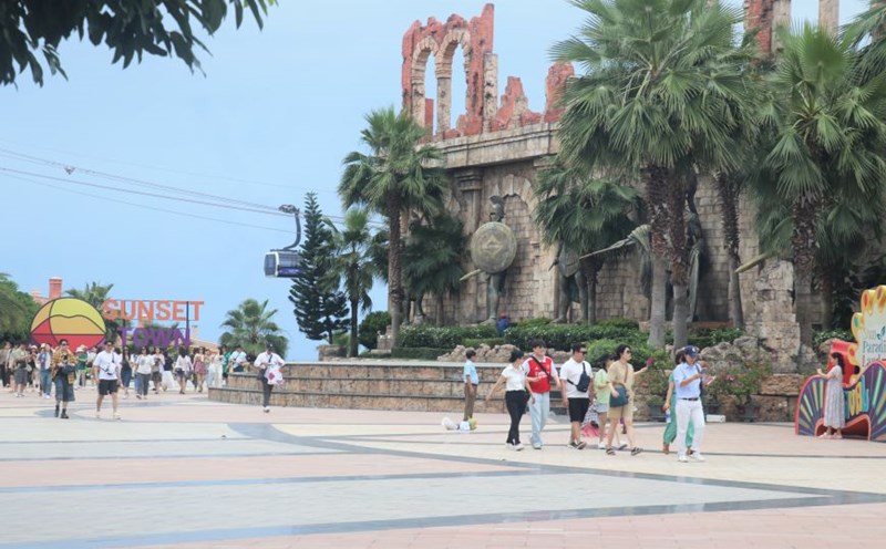 Phu Quoc is building a green, civilized tourist destination, actively preparing in all aspects to welcome APEC 2027. Photo: Nam Phuong