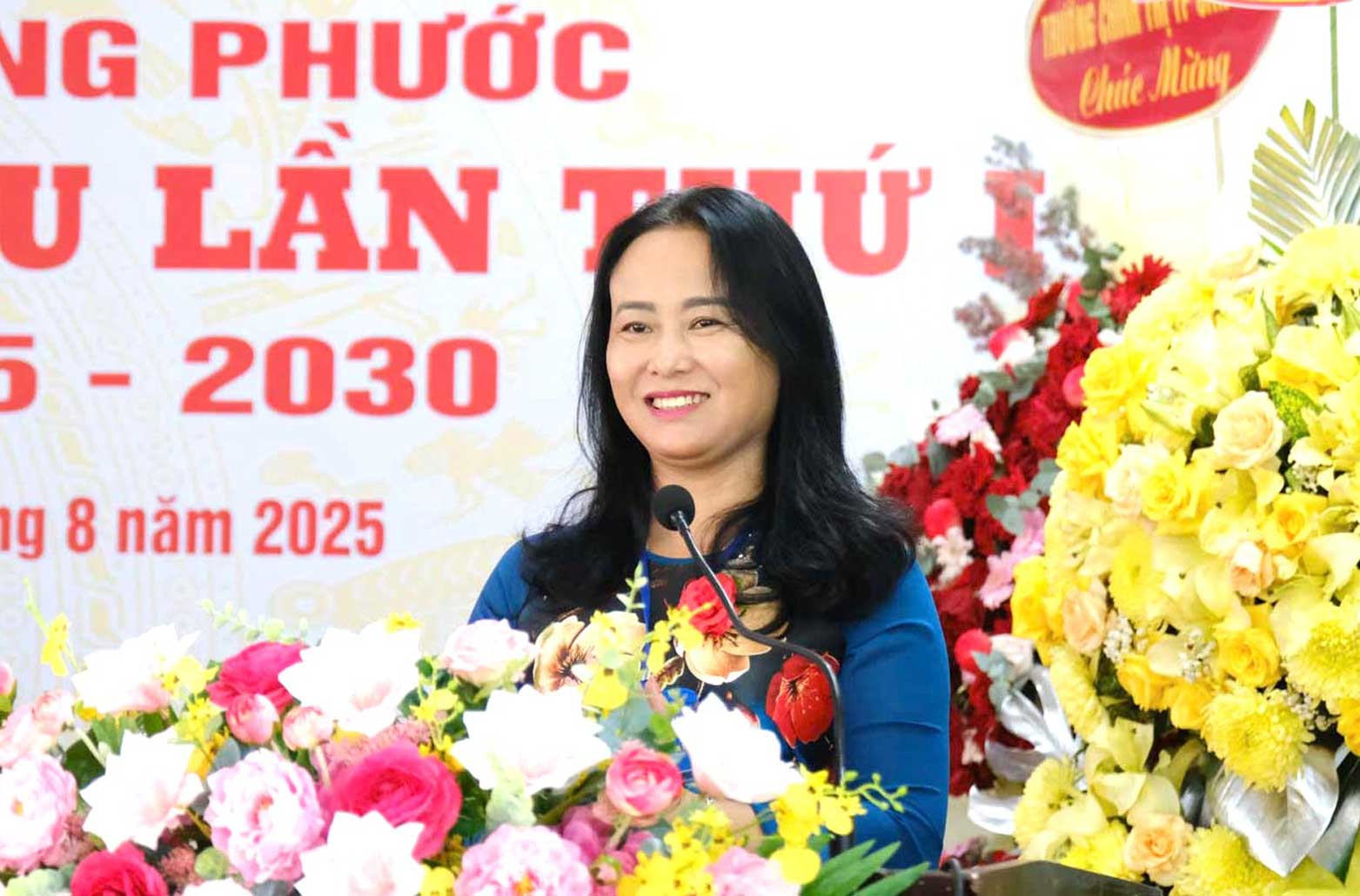 Ba Nguyen Thi Tuyet Loan – Uy vien Ban Chap hanh Dang bo TP Can Tho, Hieu truong Truong Chinh tri thanh pho - phat bieu. Anh: My Ly