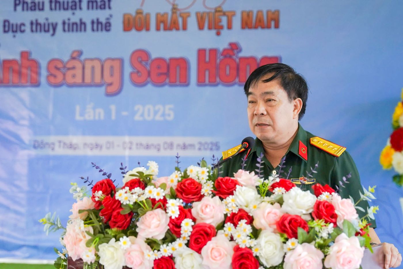 Dai ta TS. Nguyen Viet Cuong - Pho Giam doc Benh vien Quan y 175 phat bieu khai mac tai chuong trinh.