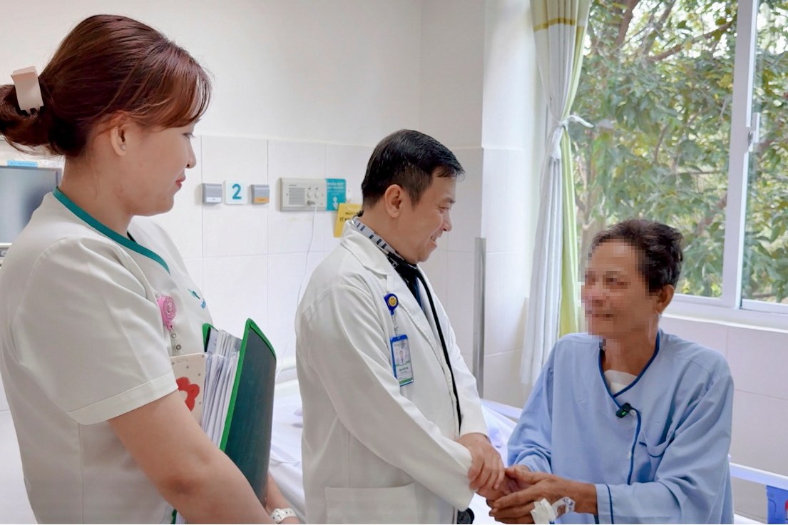 Hien tai, ong E hoi phuc tot, huyet dong on dinh, chuc nang tim cai thien ro ret. Anh: Benh vien cung cap