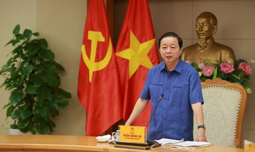 Phó Thủ tướng Chính phủ Trần Hồng Hà yêu cầu chuyển mạnh từ tư duy bảo vệ môi trường sang kinh tế môi trường. Ảnh: VGP